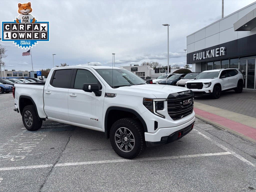 2025 GMC Sierra 1500 AT4 — photo 1 of 14
