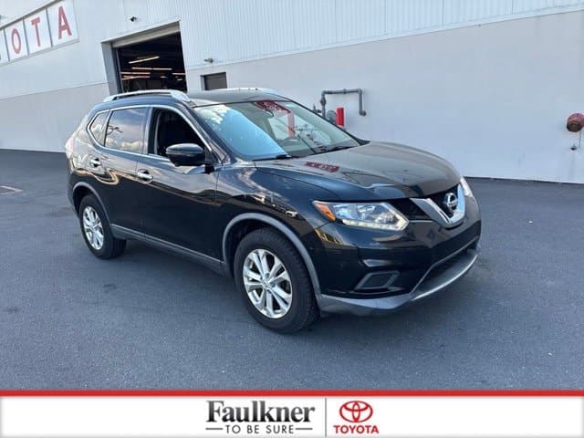 2016 Nissan Rogue SV — photo 1 of 27