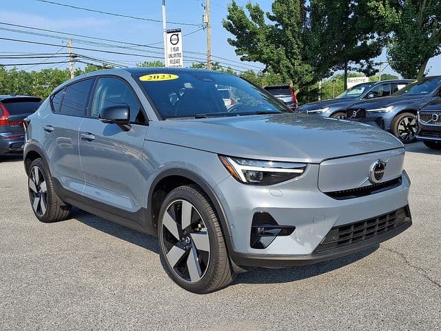 2023 Volvo C40 Recharge Pure Electric Ultimate — photo 1 of 33