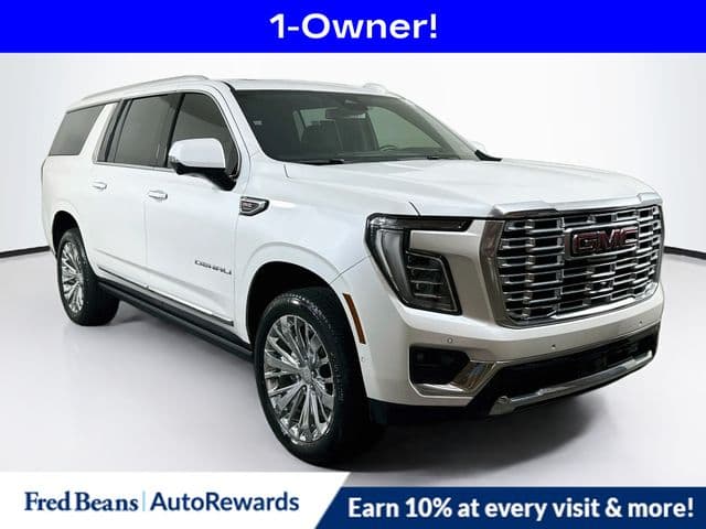 2025 GMC Yukon XL Denali — photo 1 of 41