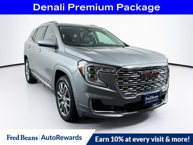 2024 GMC Terrain Denali — photo 1 of 40