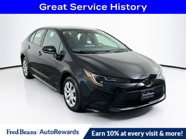2023 Toyota Corolla LE — photo 1 of 33