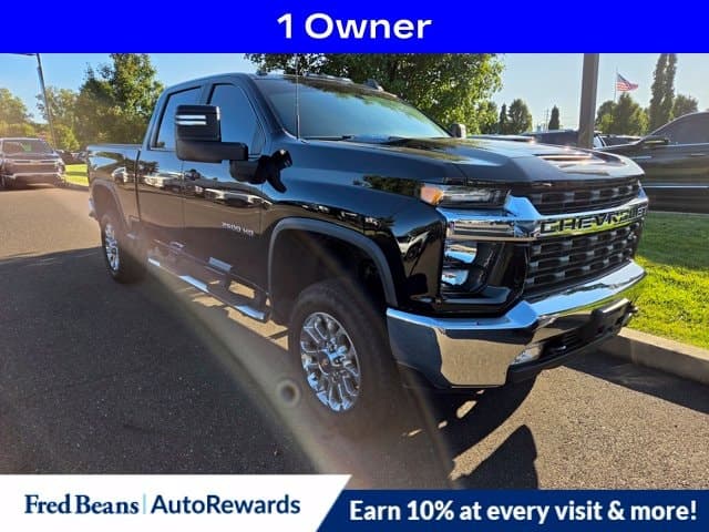 2022 Chevrolet Silverado 2500HD LT — photo 1 of 10