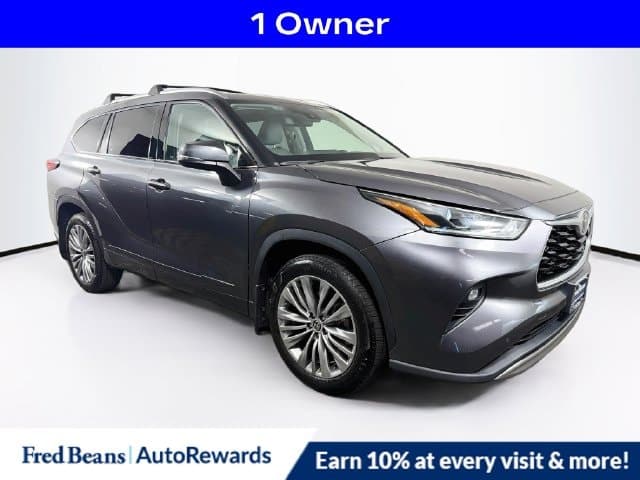 2021 Toyota Highlander Platinum — photo 1 of 39
