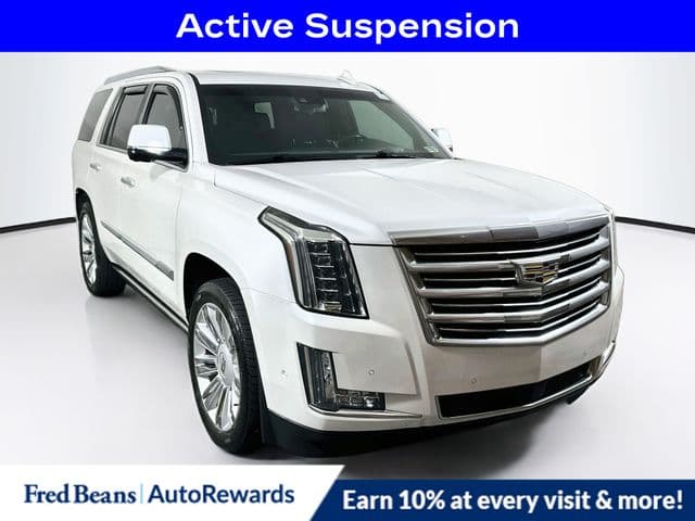 2018 Cadillac Escalade Base — photo 1 of 41