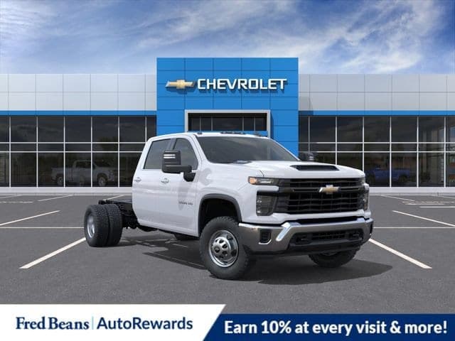 2026 Chevrolet Silverado 3500 HD Chassis Cab Work Truck — photo 1 of 29