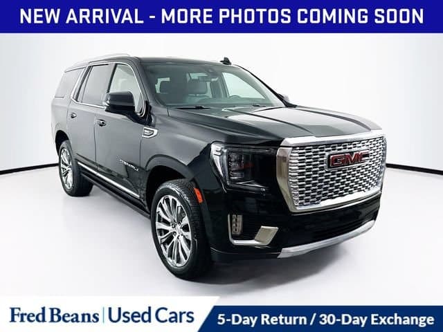 2021 GMC Yukon Denali — photo 1 of 42