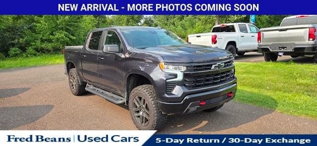 2024 Chevrolet Silverado 1500 LT Trail Boss — photo 1 of 19