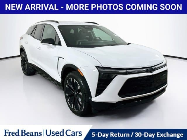 2024 Chevrolet Blazer EV Base — photo 1 of 38