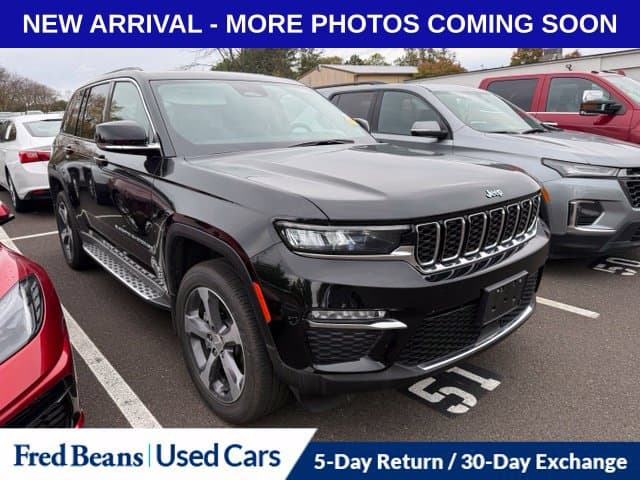 2023 Jeep Grand Cherokee 4xe Base — photo 1 of 23