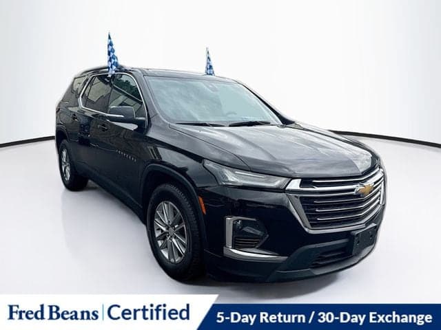 2023 Chevrolet Traverse LT — photo 1 of 33