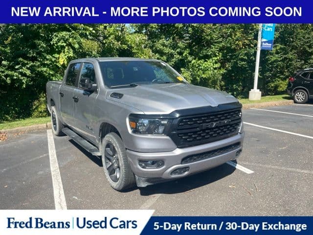 2024 RAM 1500 Base — photo 1 of 16