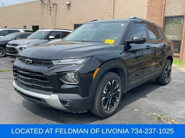 2021 Chevrolet Trailblazer LT — photo 1 of 10