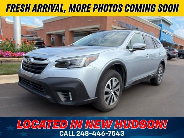 2022 Subaru Outback Premium — photo 1 of 4