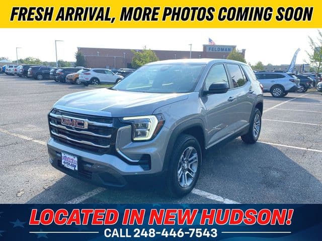 2025 GMC Terrain AWD Elevation — photo 1 of 33