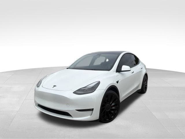 2023 Tesla Model Y Performance — photo 1 of 28