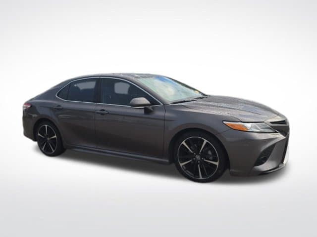 2020 Toyota Camry XSE V6 — photo 1 of 21