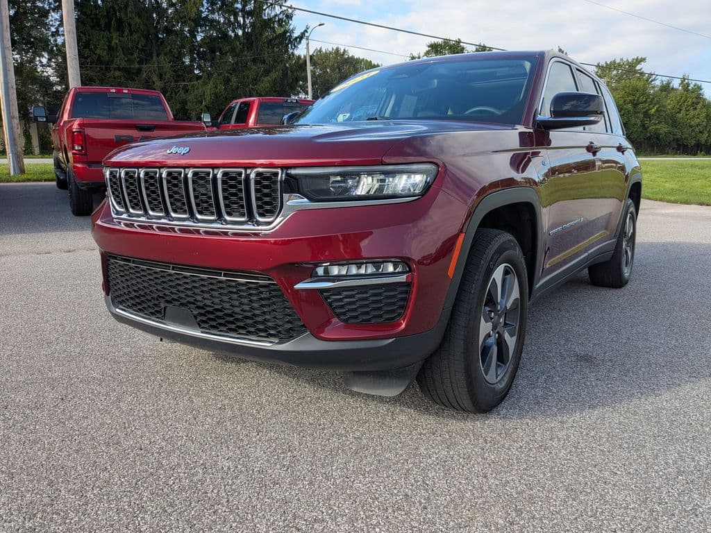 2023 Jeep Grand Cherokee 4xe — photo 1 of 41