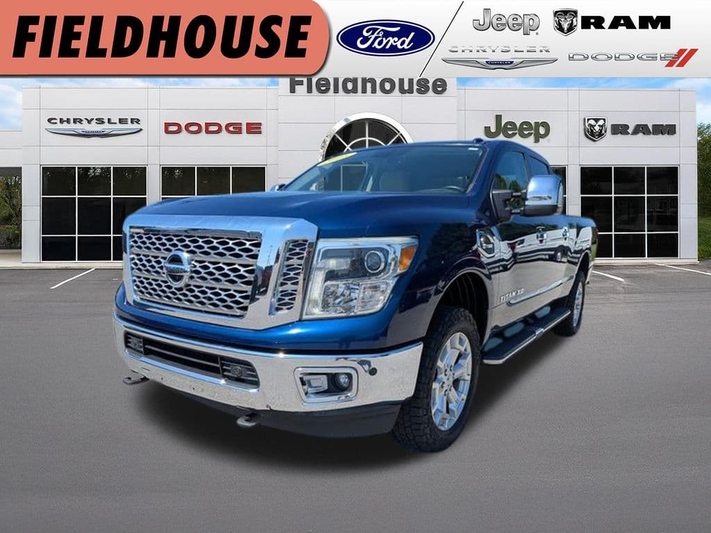 2016 Nissan Titan XD SL — photo 1 of 37