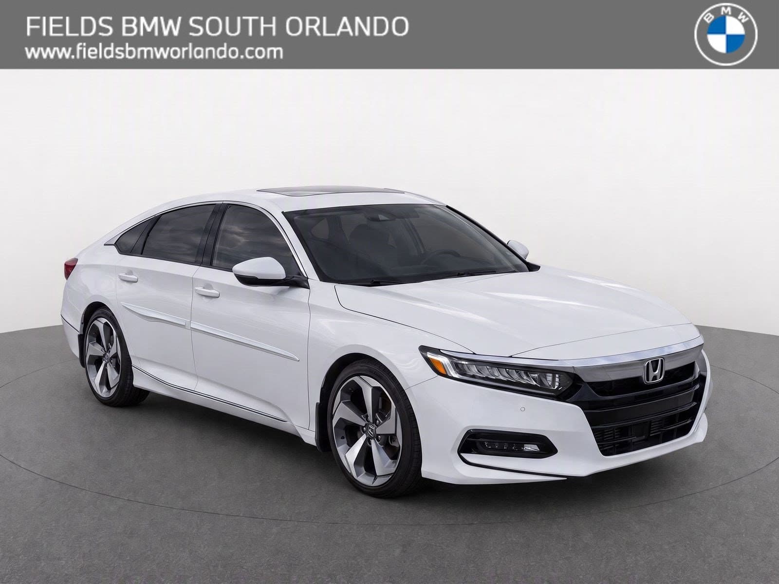 2018 Honda Accord Sedan Base — photo 1 of 9