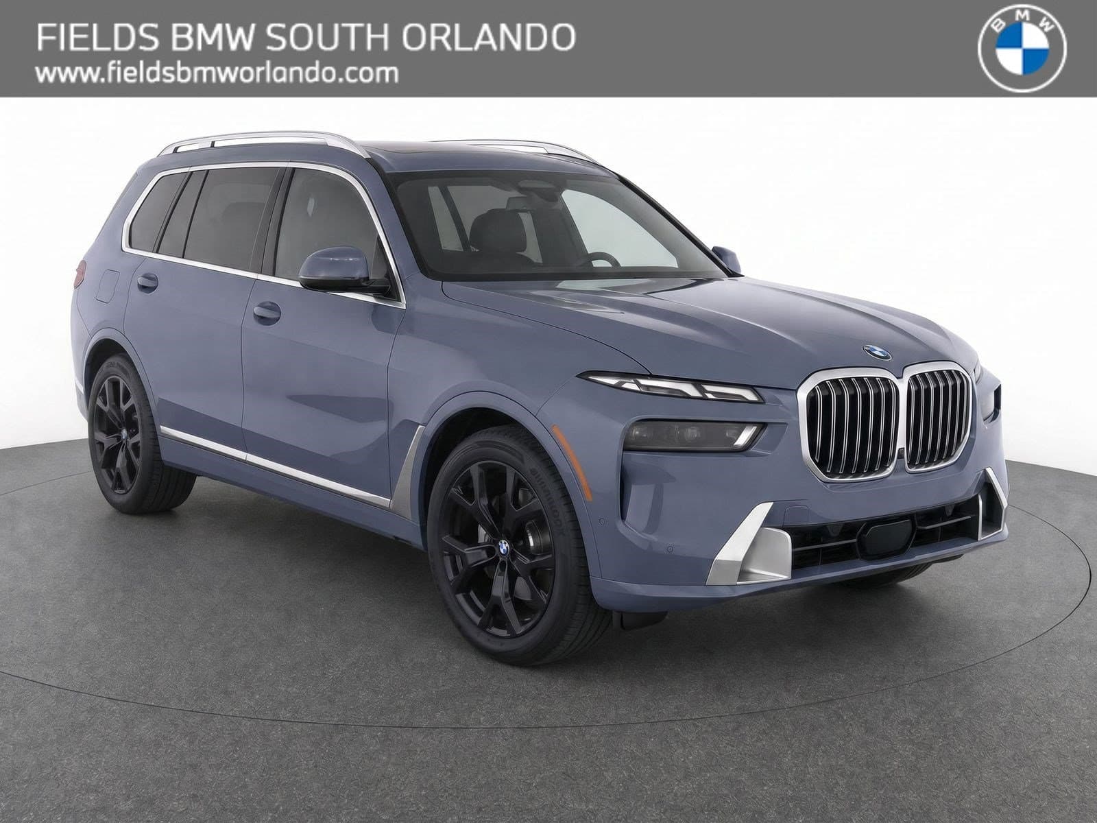 2023 BMW X7 Base — photo 1 of 9