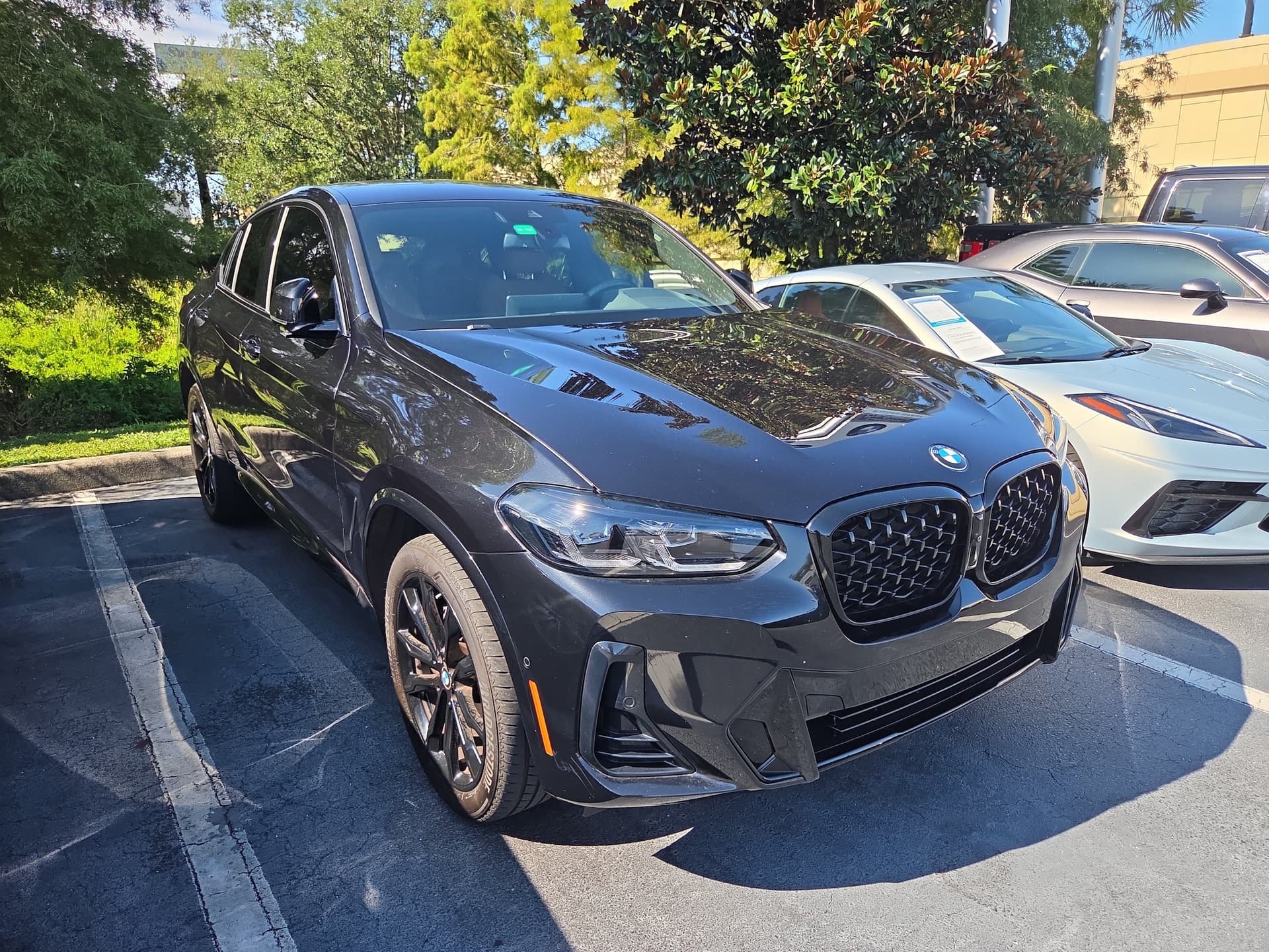2024 BMW X4 xDrive30i — photo 1 of 4