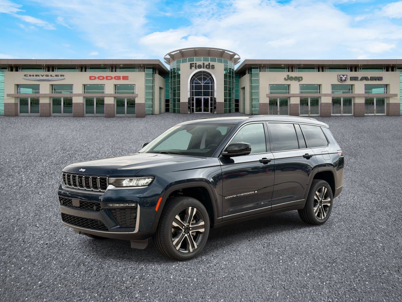 2027 Jeep Grand Cherokee L Limited — photo 1 of 40