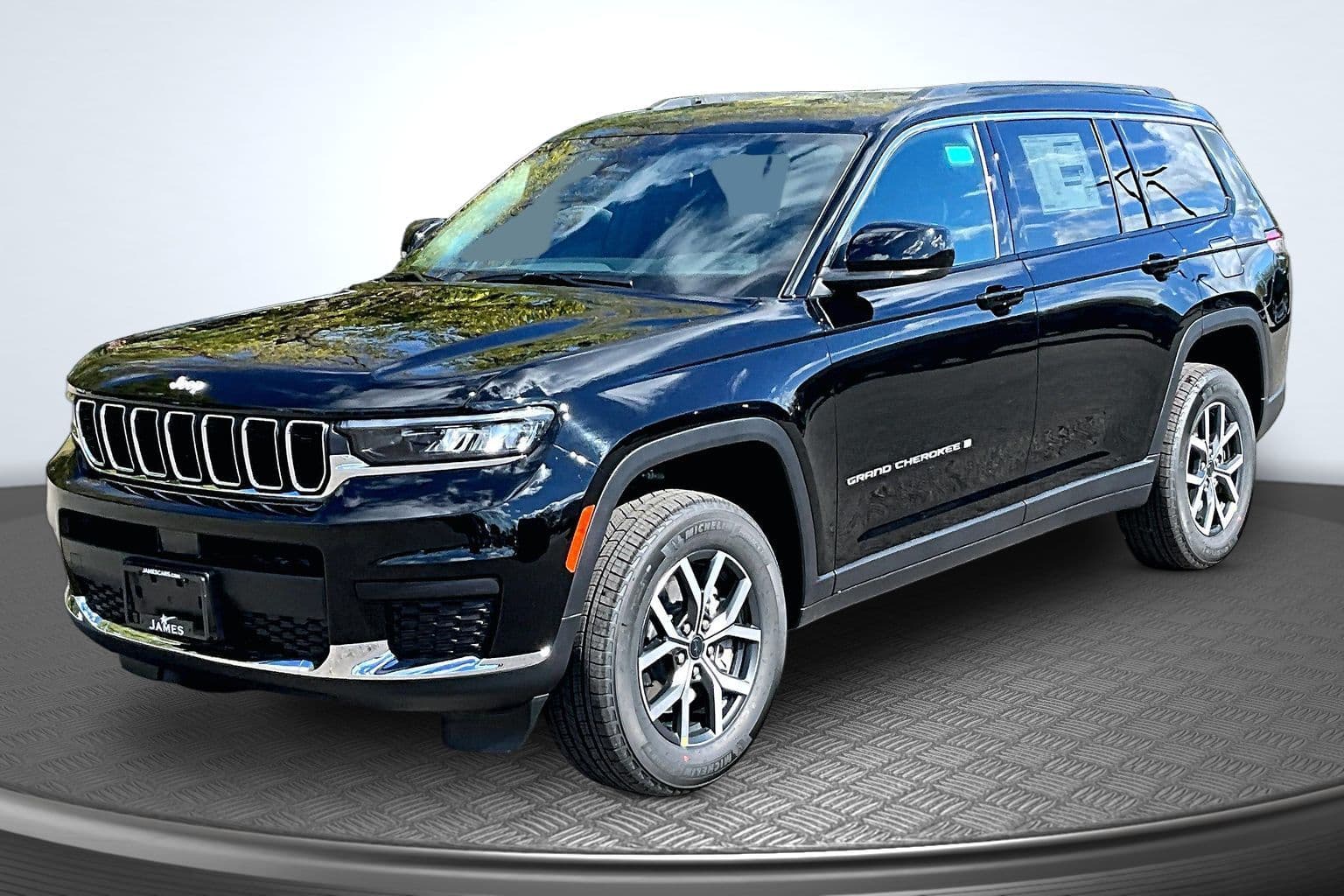 2027 Jeep Grand Cherokee Laredo X — photo 1 of 24