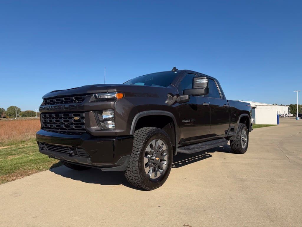 2021 Chevrolet Silverado 2500HD Custom — photo 1 of 49