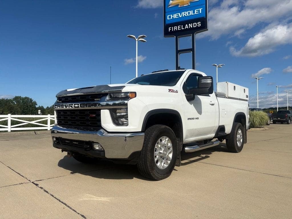 2020 Chevrolet Silverado 2500 HD LT — photo 1 of 26
