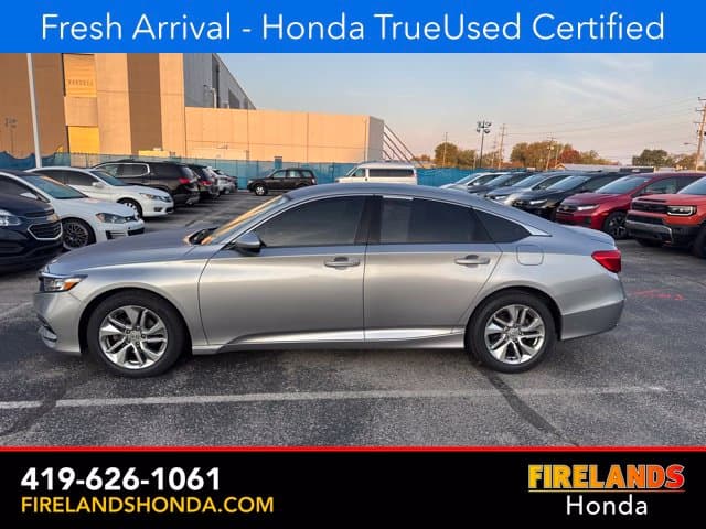 2019 Honda Accord Sedan Base — photo 1 of 26