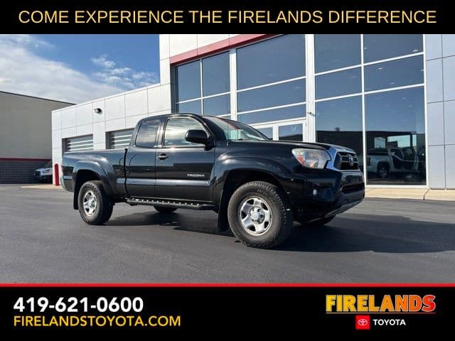2015 Toyota Tacoma 4x4 V6 — photo 1 of 29