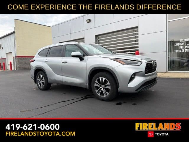 2023 Toyota Highlander XLE — photo 1 of 25