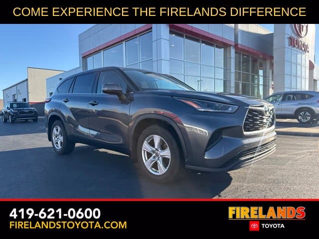 2021 Toyota Highlander L — photo 1 of 25