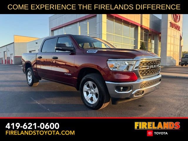 2023 RAM 1500 Big Horn/Lone Star — photo 1 of 33