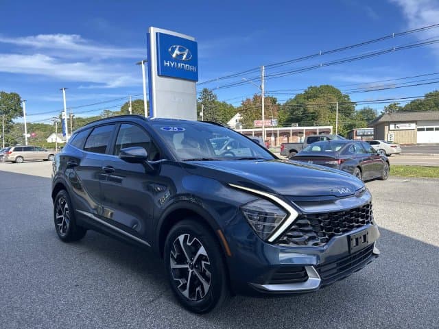2025 Kia Sportage Hybrid EX — photo 1 of 32