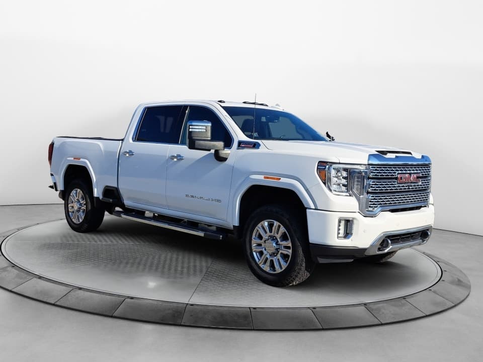 2022 GMC Sierra 2500HD Denali — photo 1 of 32