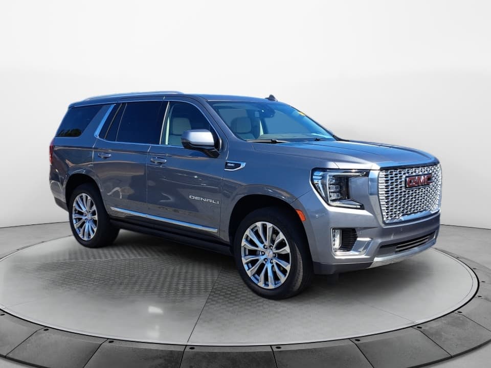2022 GMC Yukon Denali — photo 1 of 20