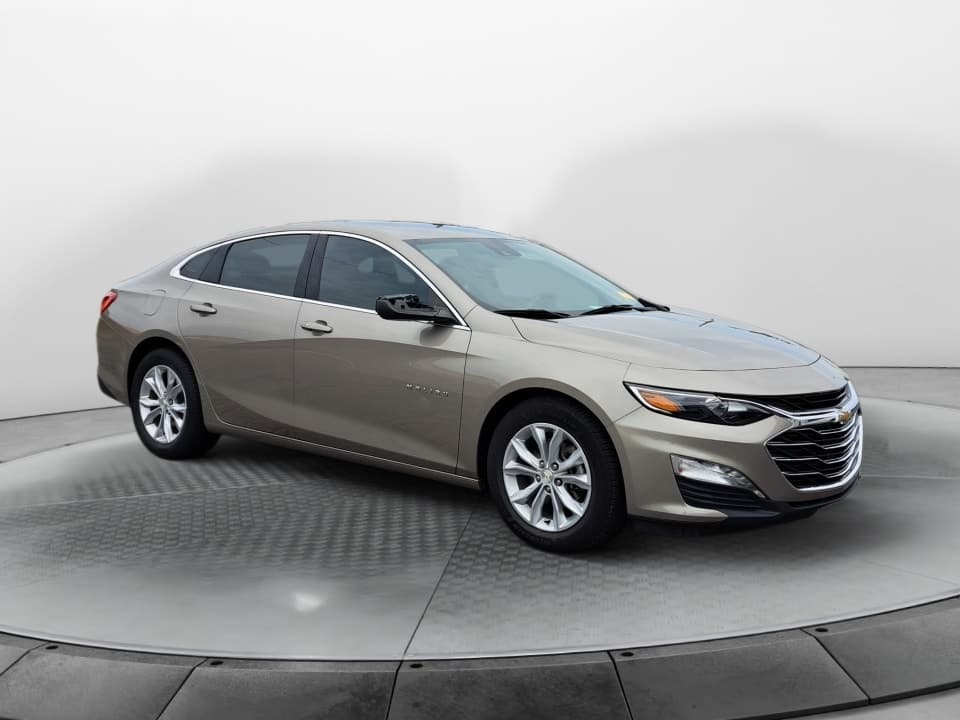 2023 Chevrolet Malibu 1LT — photo 1 of 29