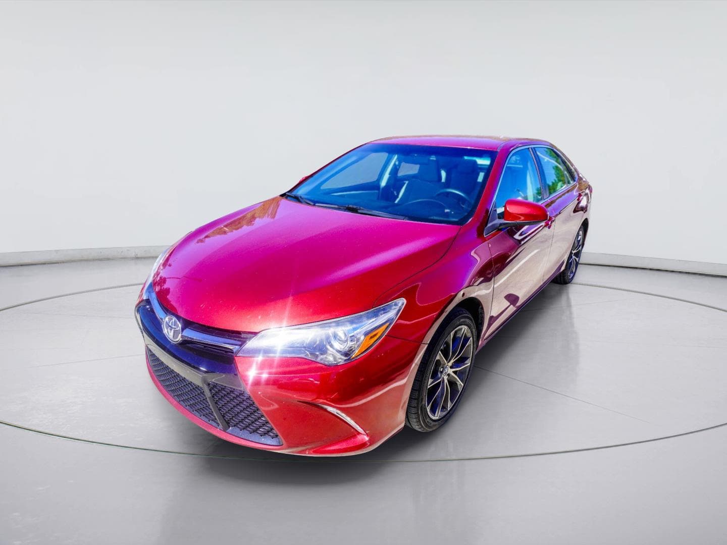 2017 Toyota Camry XSE — photo 1 of 4