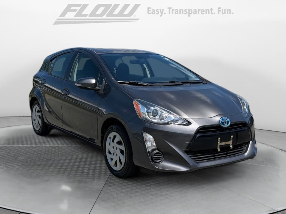 2015 Toyota Prius c Base — photo 1 of 40