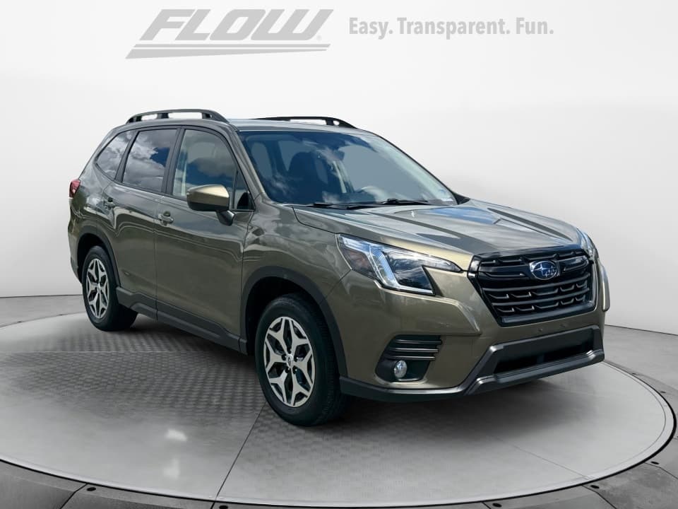 2023 Subaru Forester Premium — photo 1 of 39