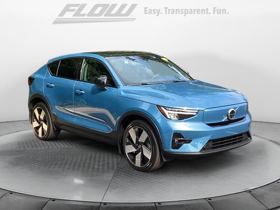 2023 Volvo C40 Recharge Pure Electric Ultimate — photo 1 of 11