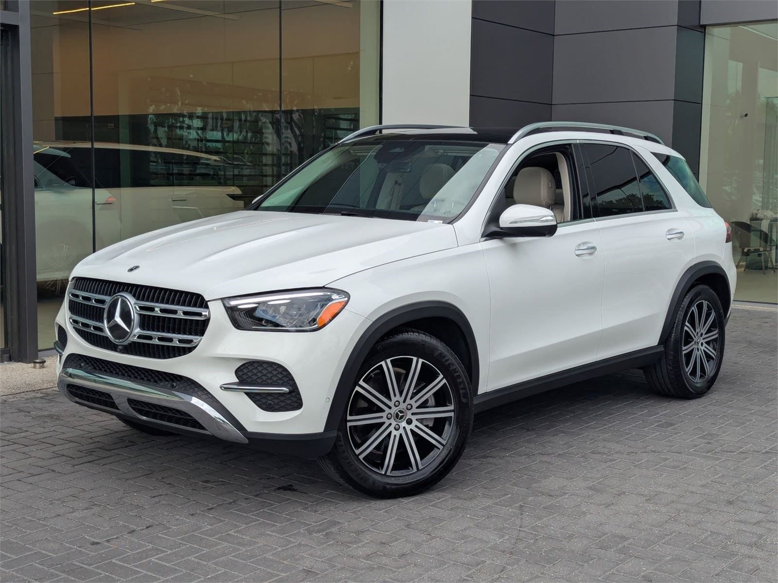 2024 Mercedes-Benz GLE GLE 450 — photo 1 of 25
