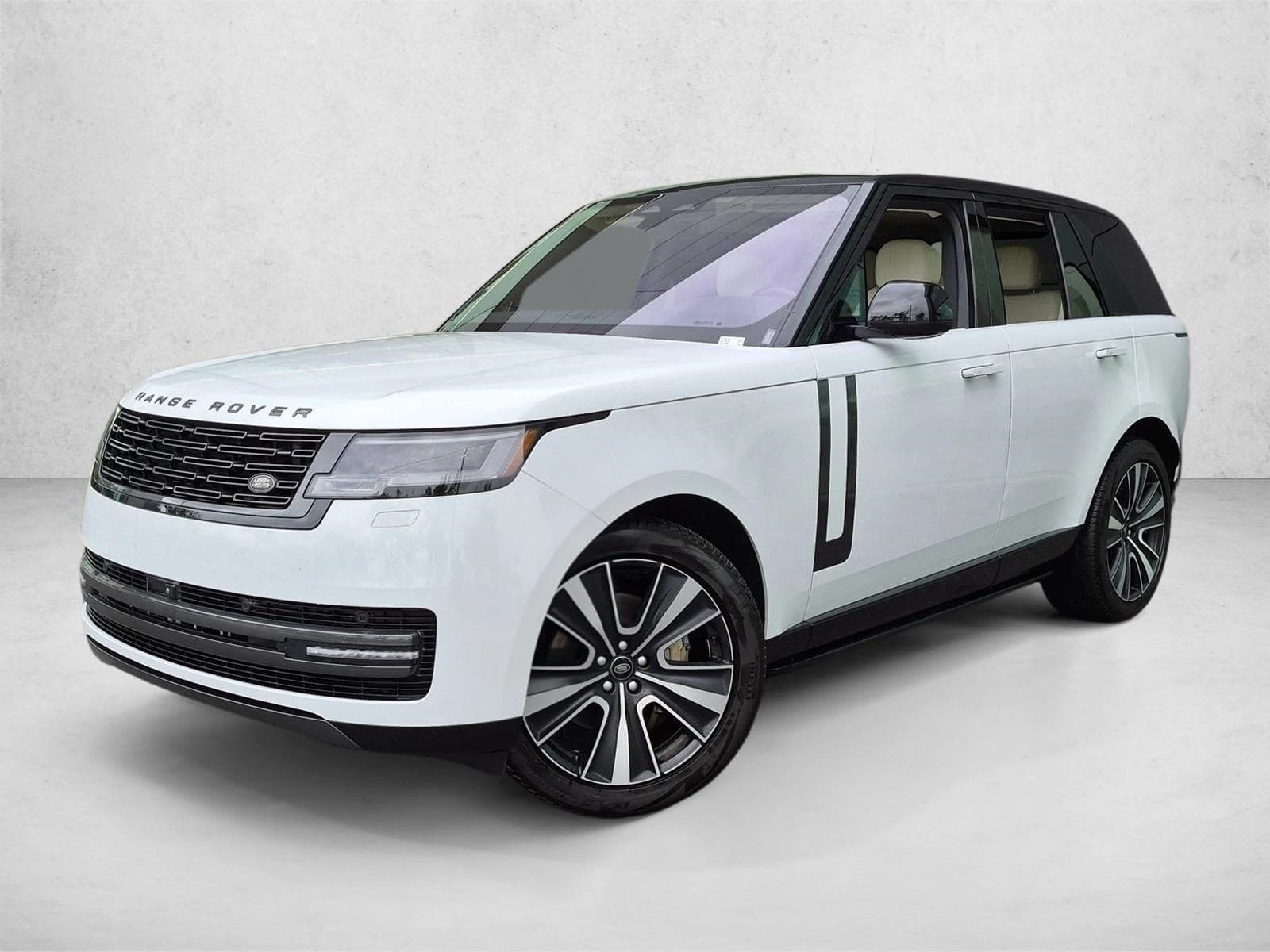2023 Land Rover Range Rover SE — photo 1 of 23
