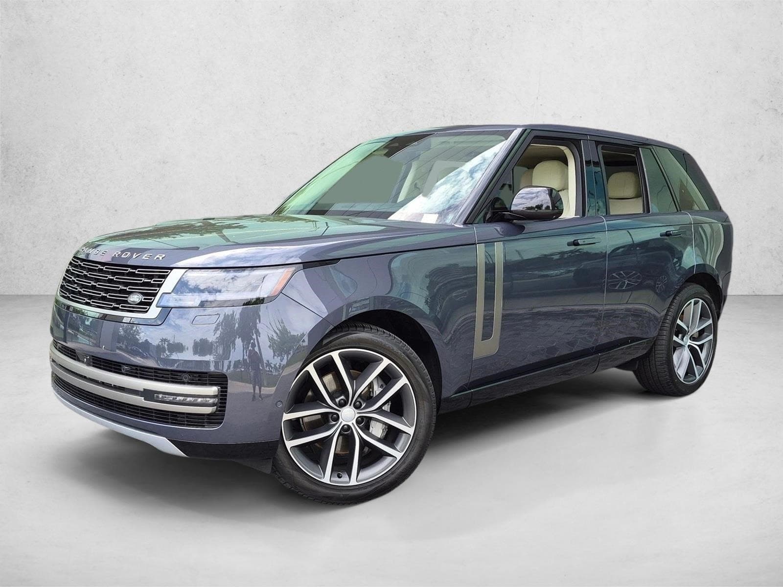 2024 Land Rover Range Rover SE — photo 1 of 26