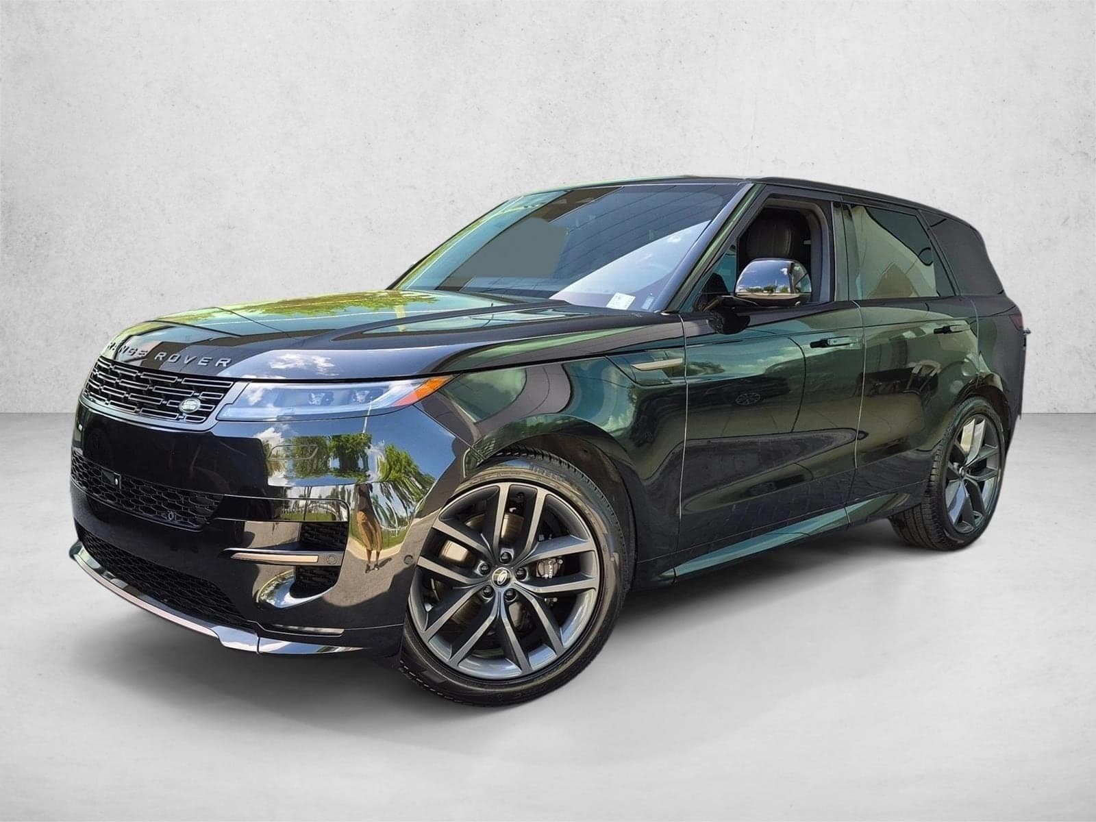 2024 Land Rover Range Rover Sport Dynamic SE — photo 1 of 26