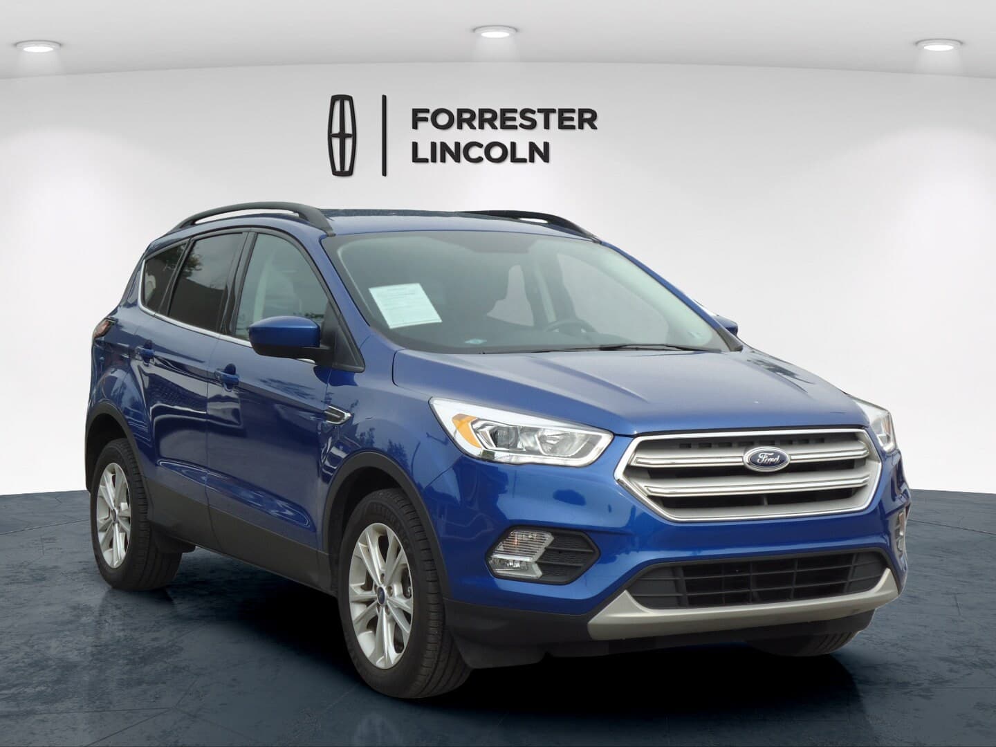 2018 Ford Escape SEL — photo 1 of 29