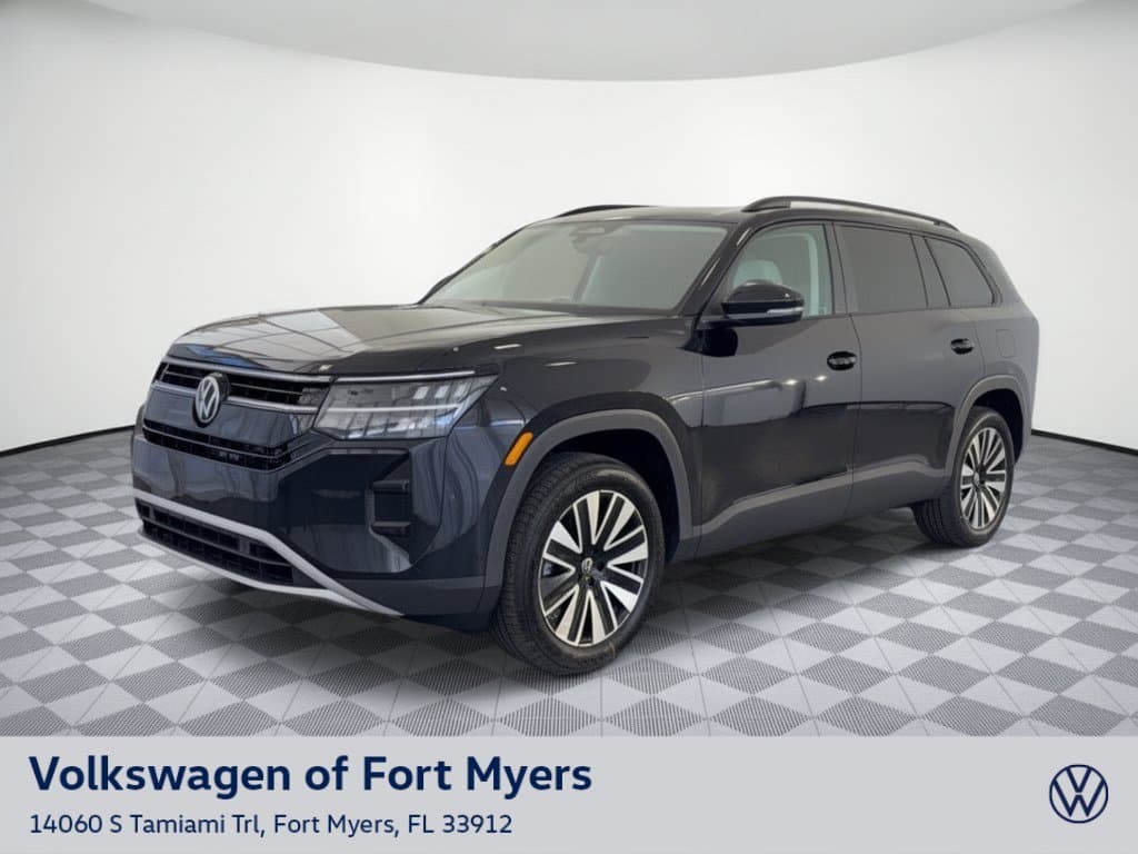 2027 Volkswagen Atlas SE w/Technology — photo 1 of 32