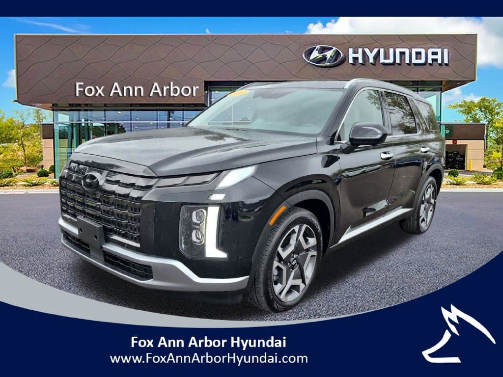 2024 Hyundai Palisade Base — photo 1 of 32